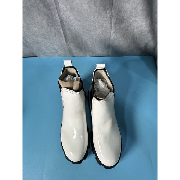 Circus by Sam Edelman Womens Darielle White Ankle Boots 7 Medium New box damaged - Picture 3 of 8